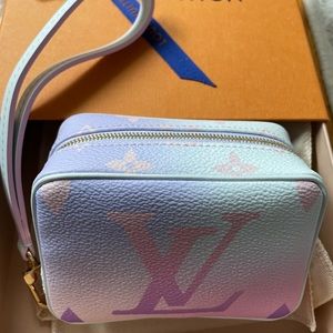 Louis Vuitton Wapity Case *NEW*